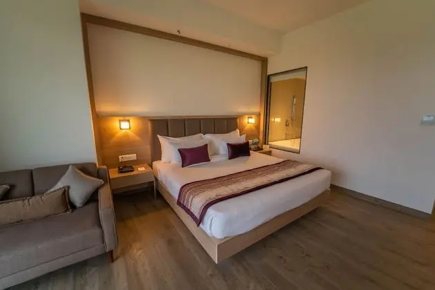 Fern Club Premium Room