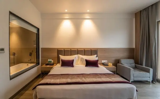 Hazel Suite