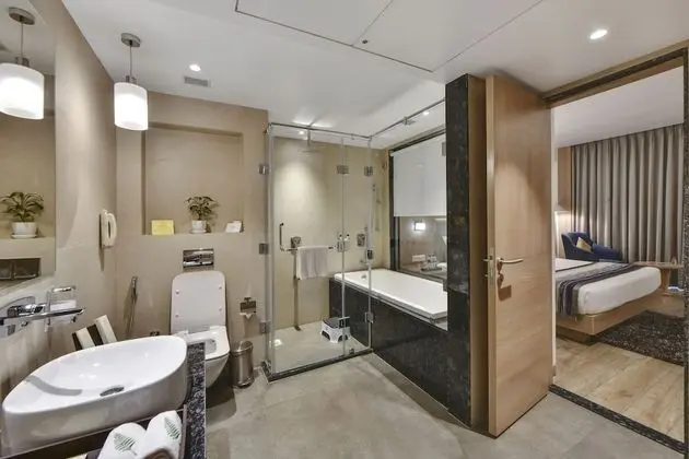 Hazel Suite