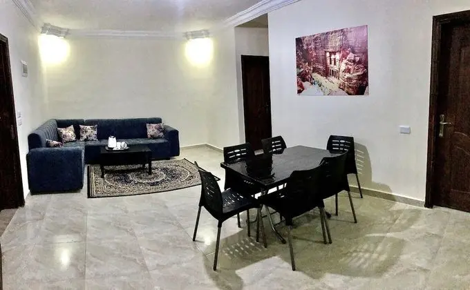Apart Daire, 2 Yatak Odası, Vadi Manzaralı