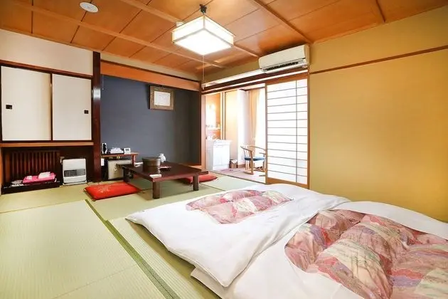 Traditional Oda, Sigara İçilmez (Japanese Style for 3 Guests)