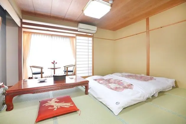 Traditional Oda, Sigara İçilmez (Japanese Style for 3 Guests)