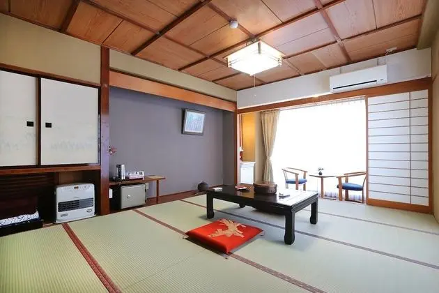 Traditional Oda, Sigara İçilmez (Japanese Style for 3 Guests)