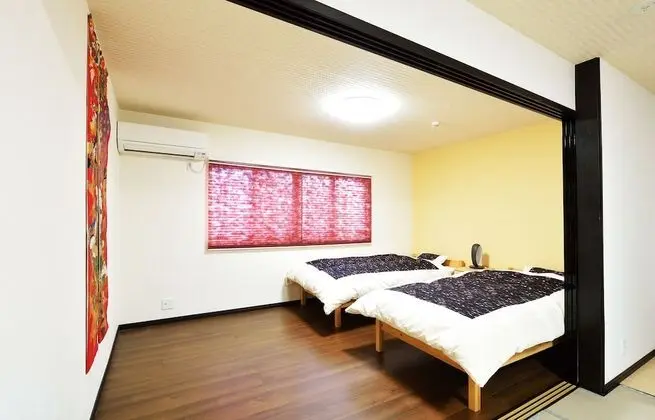 Ev (Rental)