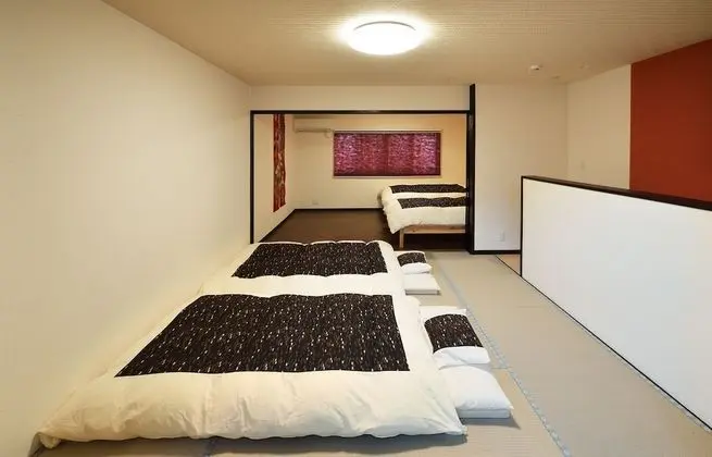 Ev (Rental)