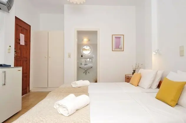 Basic Tek Büyük Yataklı Oda