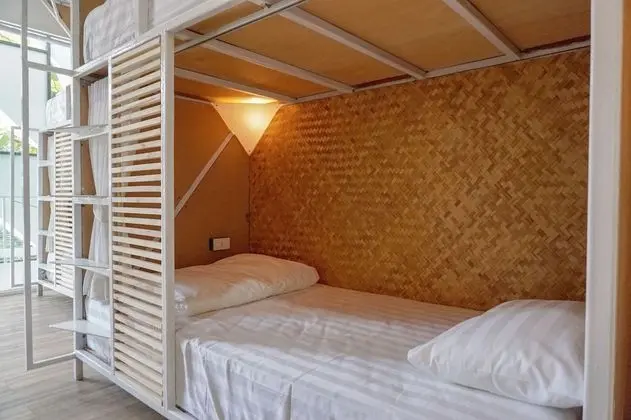 Bed in 8-Bed Mixed Dormitory Room