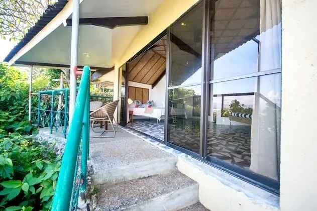 Gate Bungalow