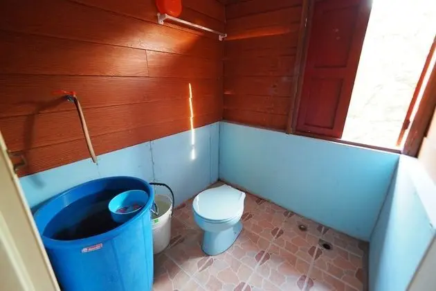Standard Fan Room and Shared Bathroom