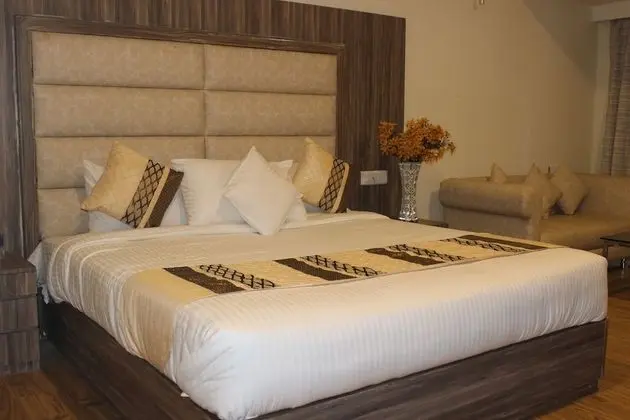 Grand Royal Double Room, 1 Bedroom (with Banganga / Helipad Drop)