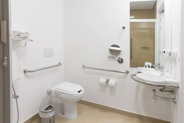 Standard Tek Büyük Yataklı Oda, Engellilere Uygun