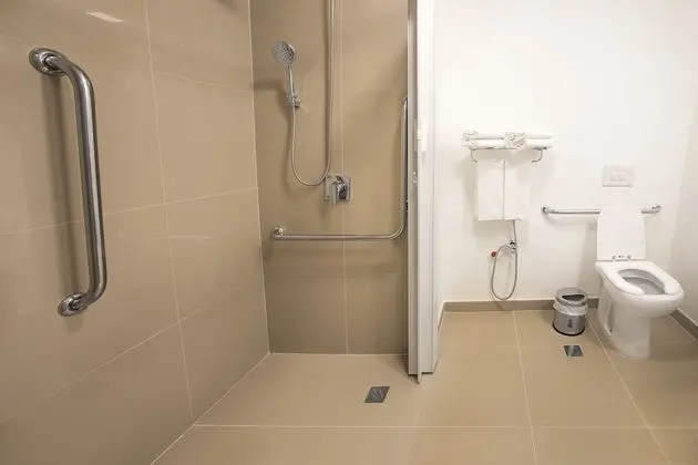 Standard Tek Büyük Yataklı Oda, Engellilere Uygun