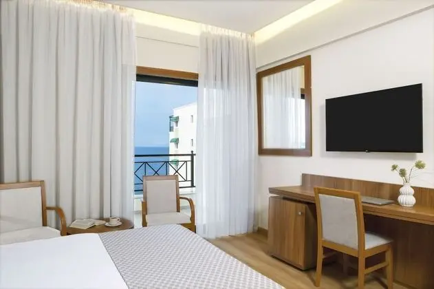 Premium Süit, 2 Yatak Odası, Kısmi Deniz Manzaralı