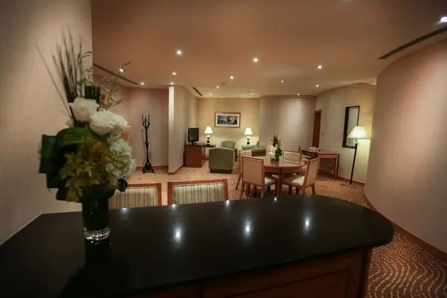 Süit, Birden Çok Yatak, Sigara İçilmez (2 Bedroom)