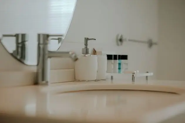 Deluxe Süit, Şehir Manzaralı (Sea and City View)