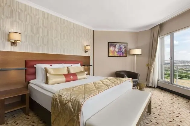 Executive Oda, 1 En Büyük (King) Boy Yatak, Sigara İçilmez (Sea and City View)