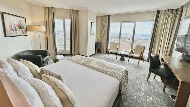 Executive Oda, 1 En Büyük (King) Boy Yatak, Sigara İçilmez (Sea and City View)