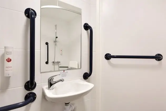 Oda, 1 Tek Kişilik Yatak, Engellilere Uygun, Sigara İçilmez (Mobility/Hearing, Roll-In Shower)