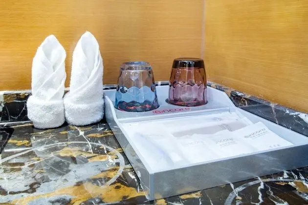 Oda, 2 Tek Kişilik Yatak, Sigara İçilmez