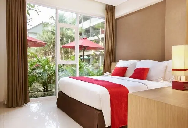 Deluxe Oda, Havuz Kullanımı (Premier Pool Access Double or Twin)