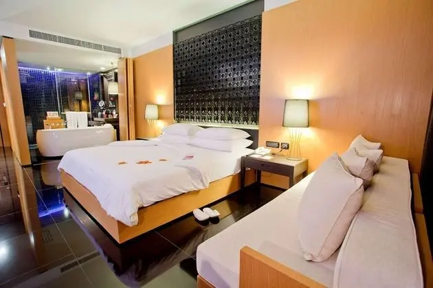 Deluxe Oda, 1 En Büyük (King) Boy Yatak (Lanai, Jet Tub)