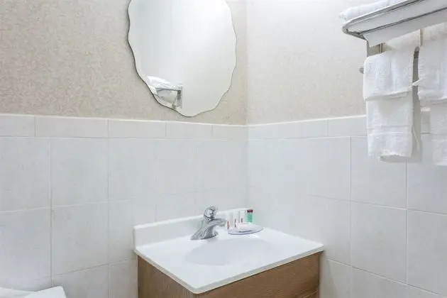 Standard Oda, 2 Büyük (Queen) Boy Yatak, Sigara İçilebilir