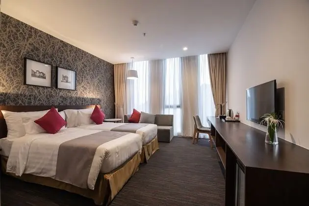 Deluxe Room - East
