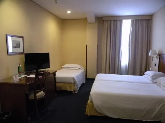 Standard Üç Kişilik Oda