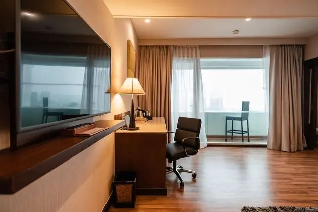 Süit, 1 En Büyük (King) Boy Yatak, Balkon, Nehir Manzaralı