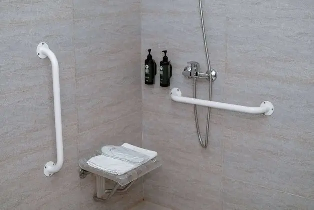 Oda, Engellilere Uygun, Sigara İçilmez