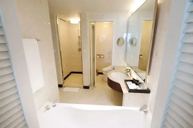 Standard Room, Multiple Beds, Ocean View
