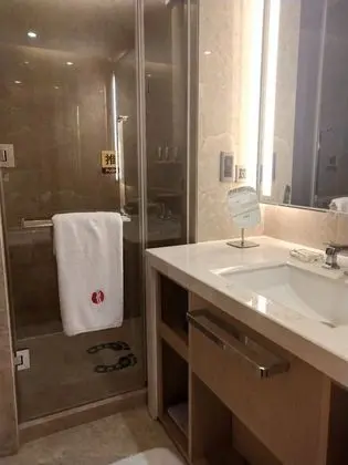 Business Oda, 1 En Büyük (King) Boy Yatak, Sigara İçilebilir