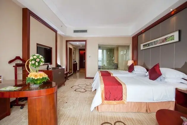 Oda, 2 Tek Kişilik Yatak, Şehir Manzaralı