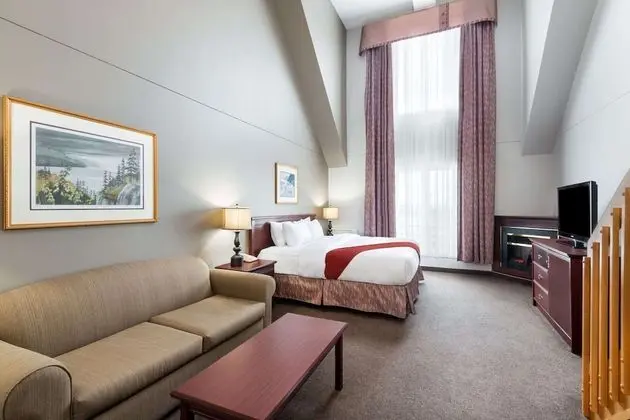 Çatı Katı (Loft), 1 Büyük (Queen) Boy Yatak, Sigara İçilmez (Loft Suite)