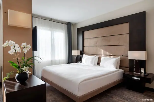Corner Suite Oda