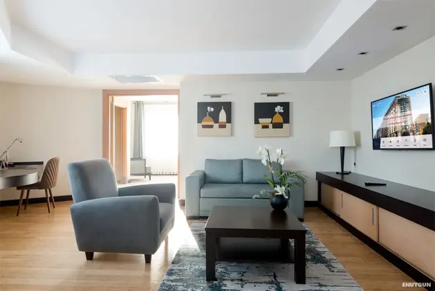 Corner Suite Oda