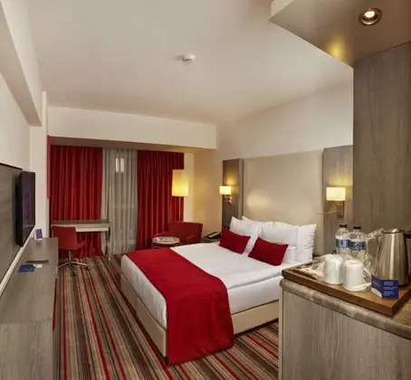 Deluxe Double Büyük Yataklı Oda
