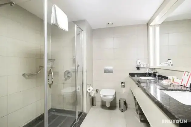 Executive Suite Oda