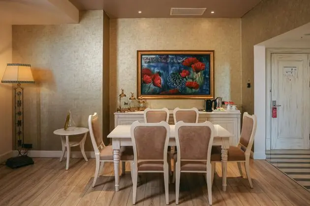 Royal Suite Oda