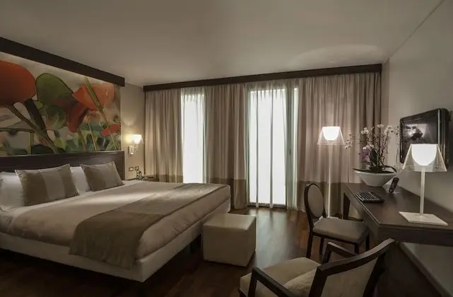 Standard Tek Büyük veya İki Ayrı Yataklı Oda