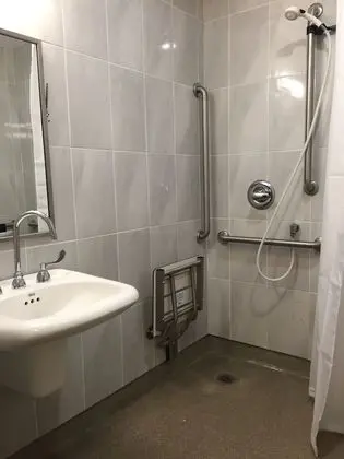 Süit, 1 En Büyük (King) Boy Yatak, Sigara İçilmez