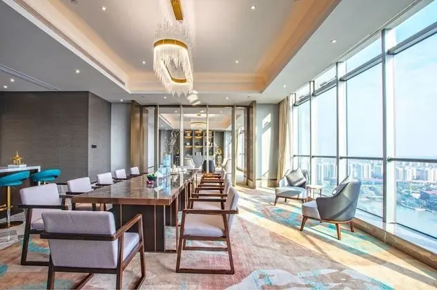 Presidential Süit, 1 En Büyük (King) Boy Yatak, Sigara İçilebilir