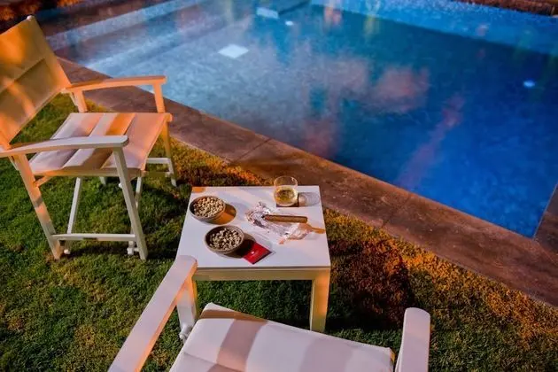 Villa, 1 En Büyük (King) Boy Yatak, Sigara İçilmez (Private Pool)