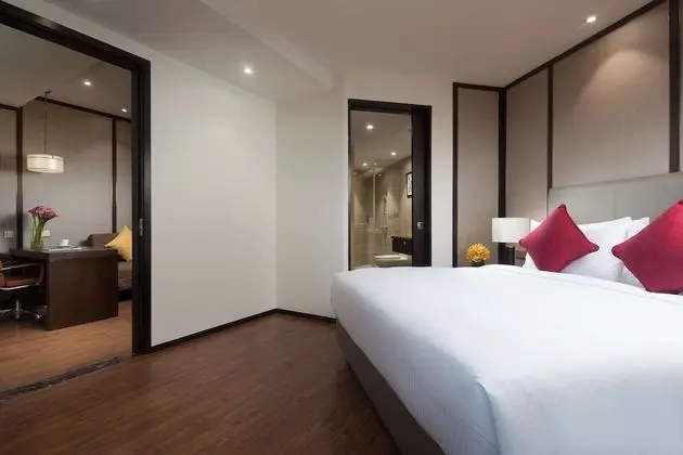 Süit, 1 En Büyük (King) Boy Yatak, Sigara İçilmez