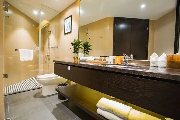 Süit, 1 En Büyük (King) Boy Yatak, Sigara İçilmez