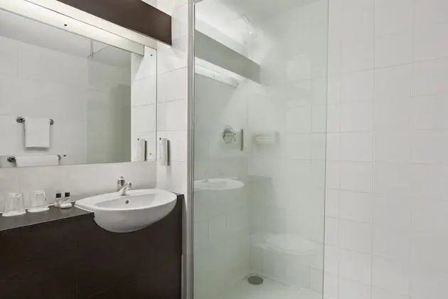 Oda, 2 Tek Kişilik Yatak