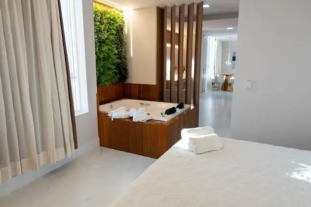 Luxury Oda