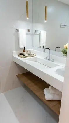 Luxury Oda