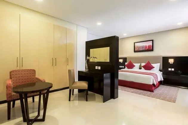 Deluxe Apart Daire, 2 Yatak Odası, Sigara İçilebilir (1 King Bed and 1 Twin Bed)