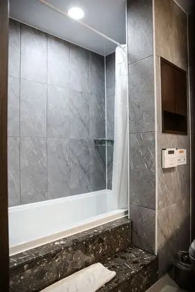 Deluxe Oda, Birden Çok Yatak, Sigara İçilmez